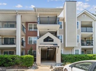 3303 Wyndham Cir APT 243, Alexandria, VA 22302