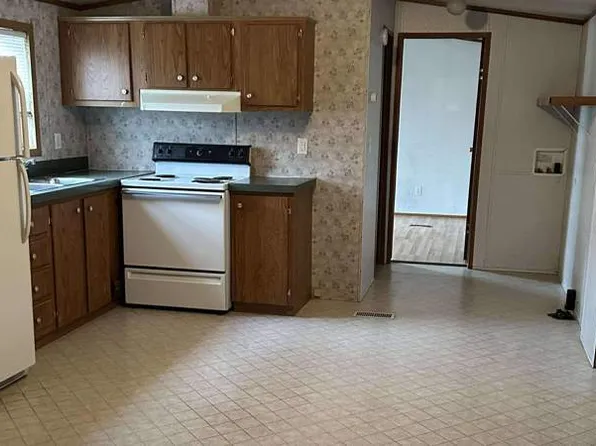 200 Whittington Dr #280, Madisonville, KY 42431