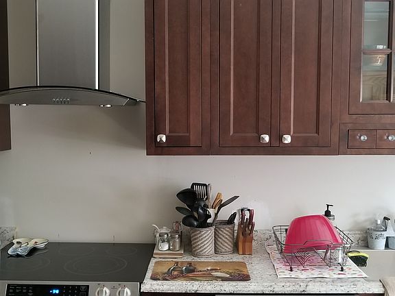 2nd image of 248 Lakeview Dr