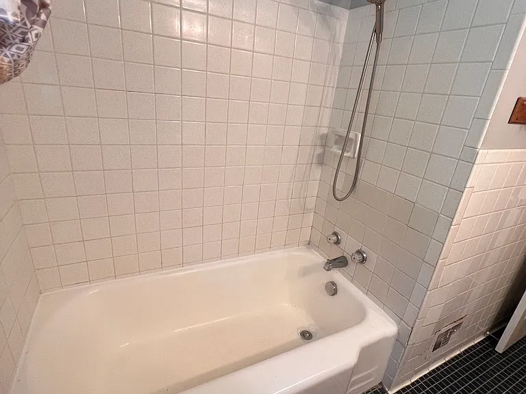 2607 Lomond Dr — Photo 13