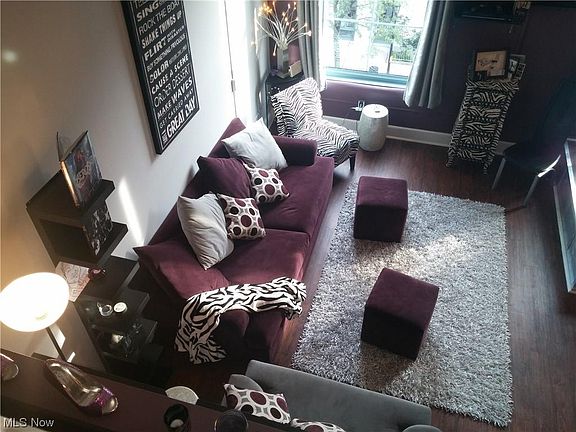 2nd image of 408 W Saint Clair Ave APT 416