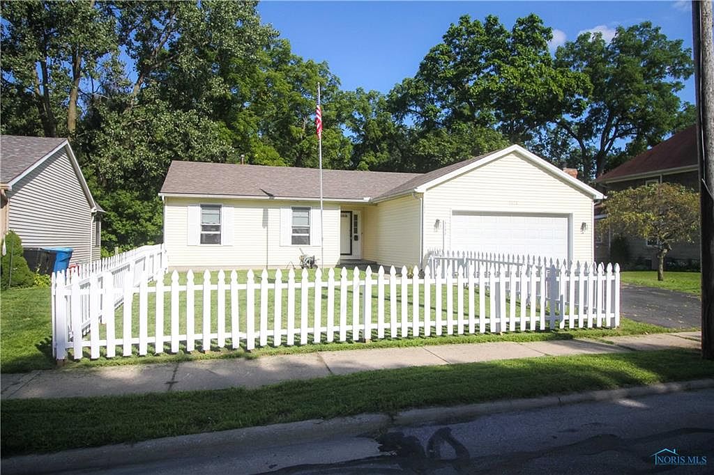 5858 Summit St, Sylvania, OH 43560 Zillow