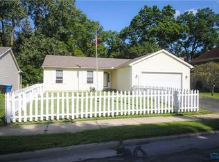 5858 Summit St, Sylvania, OH 43560