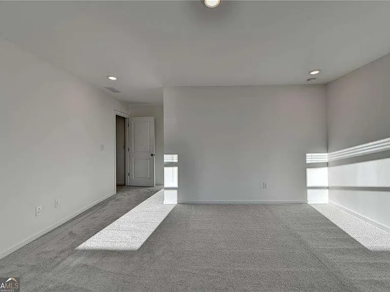 155 Star Ct — Photo 23