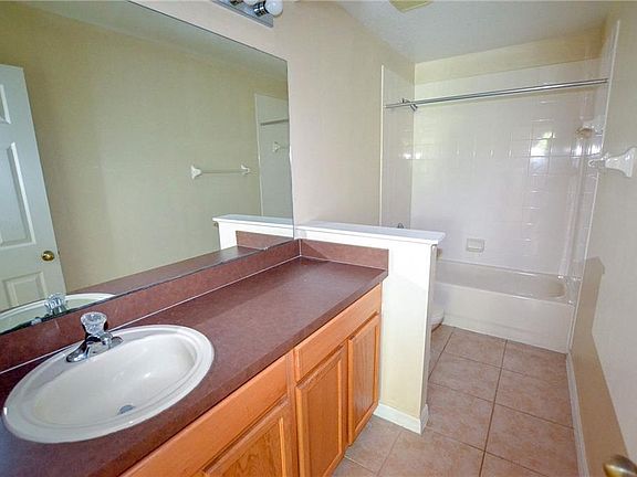 5th image of 12718 Somerset Oaks St