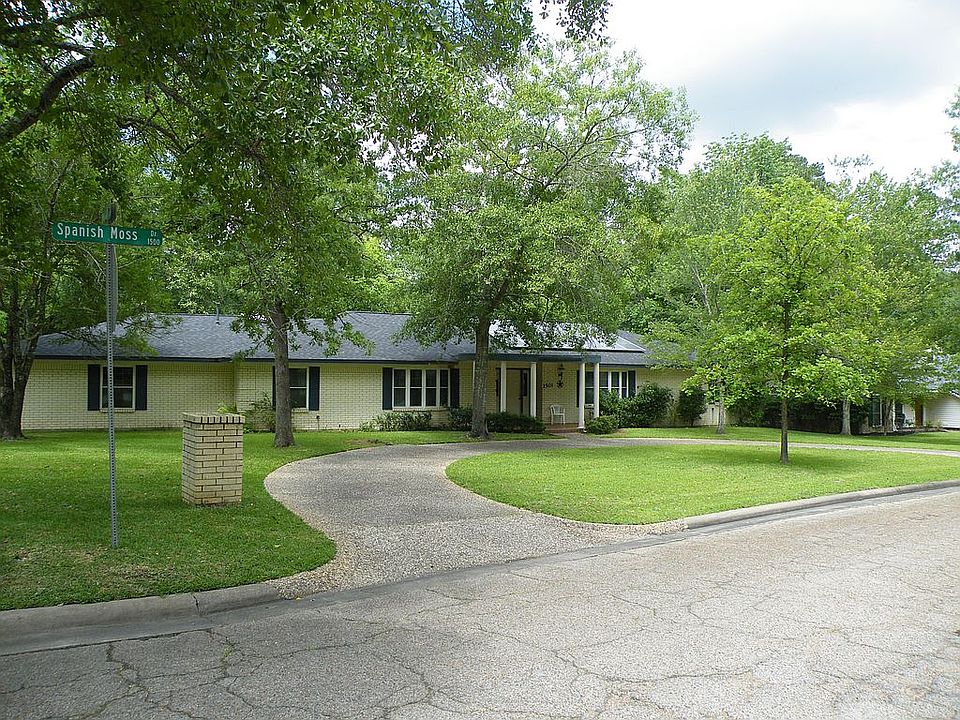 1st image of 1501 Spanish Moss Dr