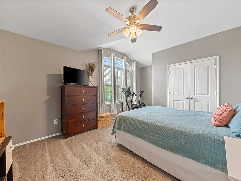 5221 Cicero Dr — Photo 18