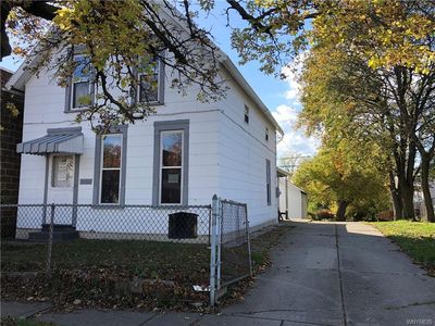 2038 Niagara St, Buffalo, NY, 14207