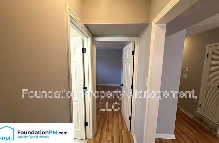 34 N Idlewild St #11 — Photo 6
