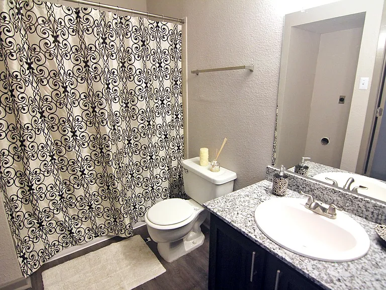 The Burke Apartments — Photo 59