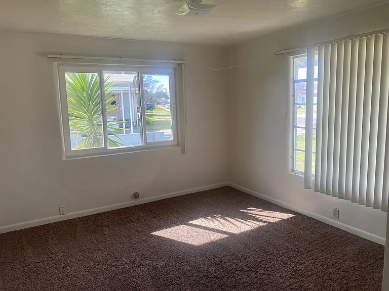3492 Norris Dr S — Photo 11