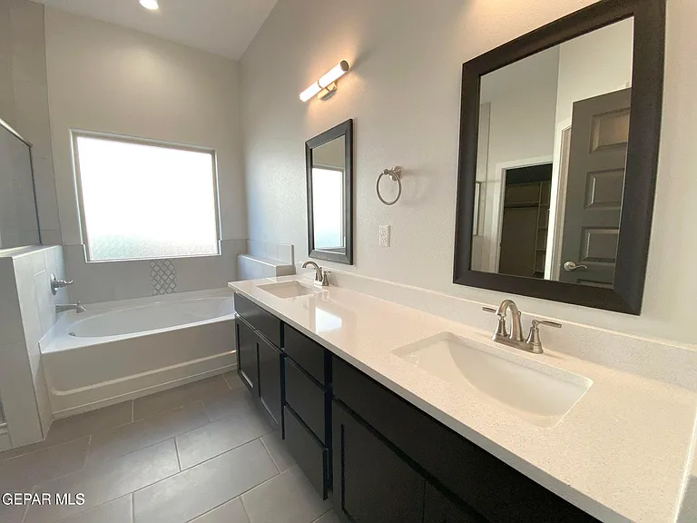 14529 Petralia Ave — Photo 5