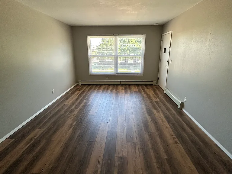 805 Anchorage Ct #D — Photo 3