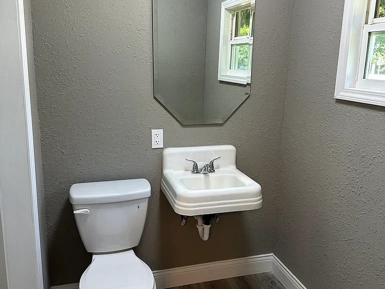 1205 Ray St — Photo 22