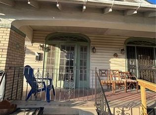 2533 Gladiolus St, New Orleans, LA 70122