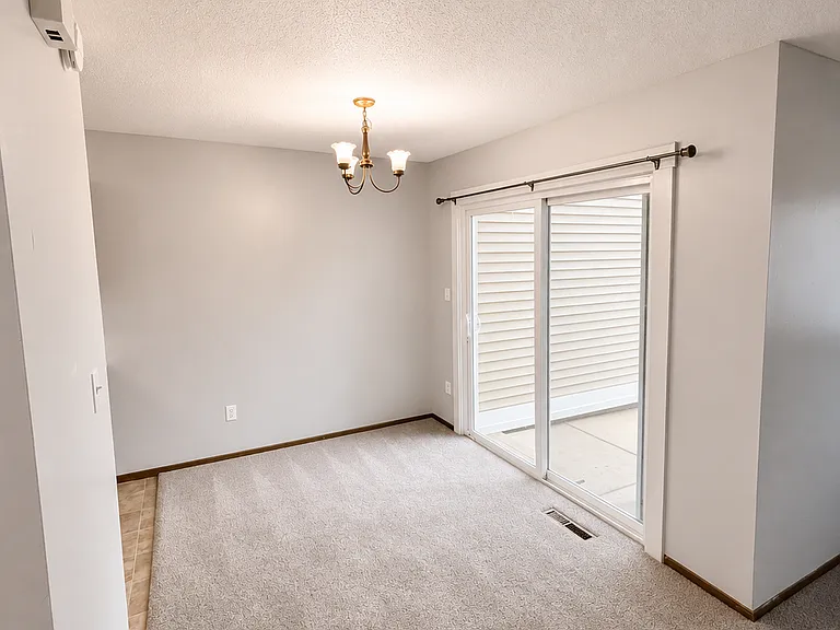 4007 Heritage Rd — Photo 8