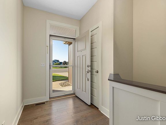 4th image of 3159 Silver Fir Ct