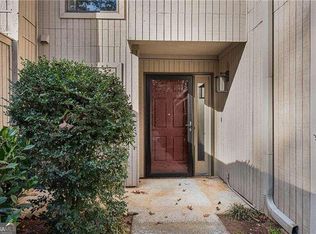 6215 Willow Run Rd, Peachtree Corners, GA 30092