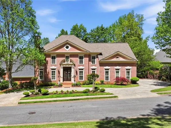 2336 Edgemere Lake Cir, Marietta, GA 30062
