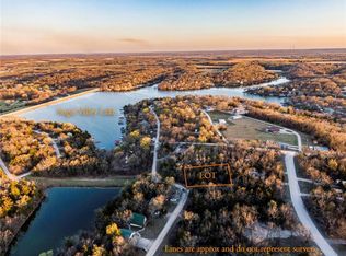 114 W Sugar Lake Dr, Mound City, KS 66056