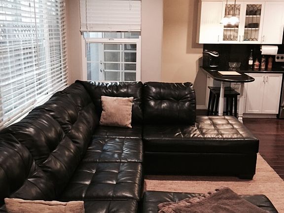 2nd image of 853 Thomas Ave APT 4