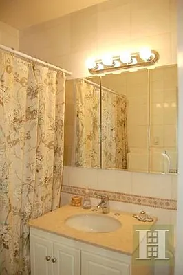 Rented by Halstead Real Estate | media 28