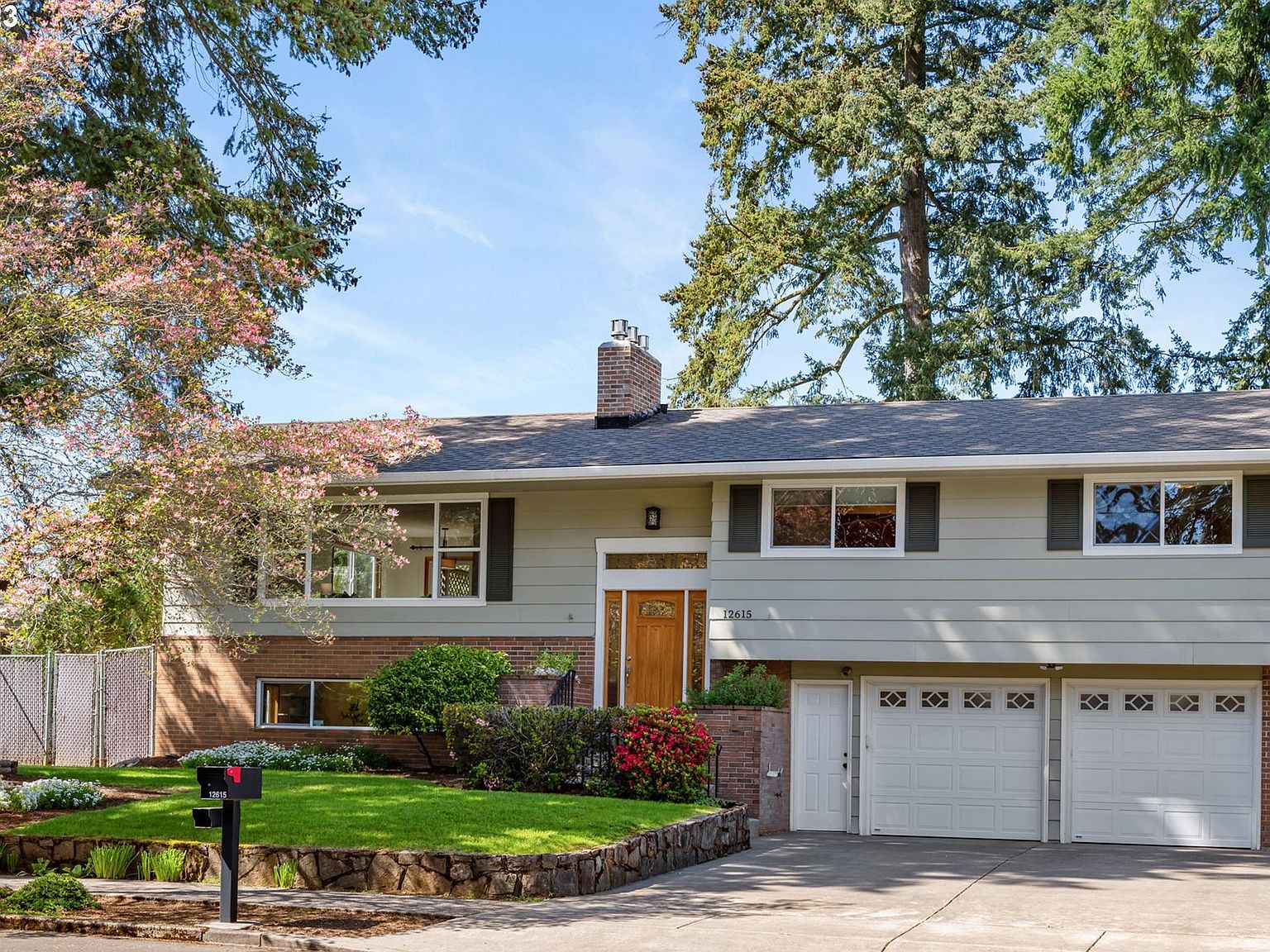 12615 SE Madison St, Portland, OR 97233 Zillow