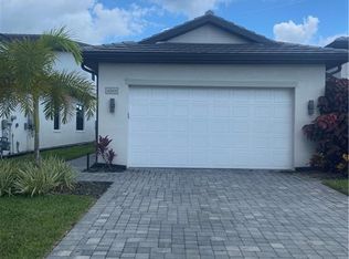 14866 Loggerhead Dr, Naples, FL 34120