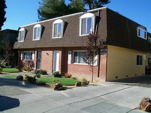 3rd image of 581 Avalani Ave APT 6