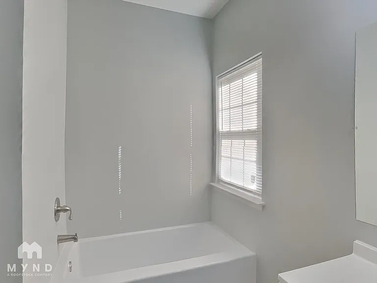 1920 Nigel Ct — Photo 12