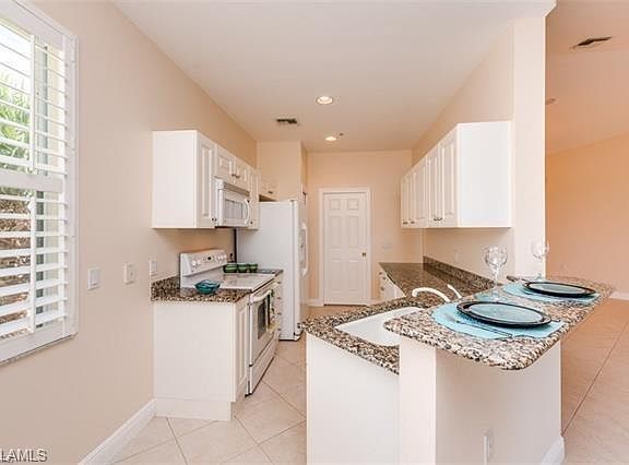 4th image of 4665 Hawks Nest Way APT 204