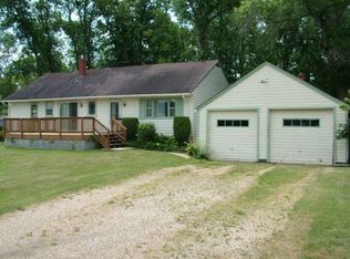 1502 Cartway Dr, Thief River Falls, MN 56701