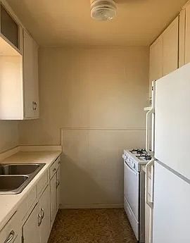 5th image of 2813 Duncan Dr #1