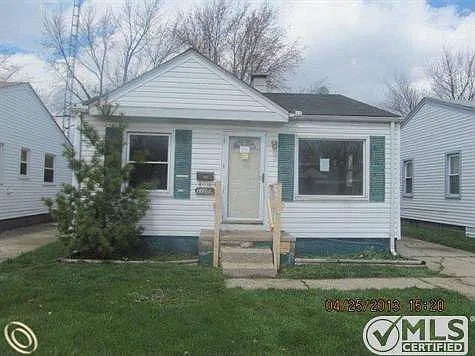 11259 Lozier Ave photo 1
