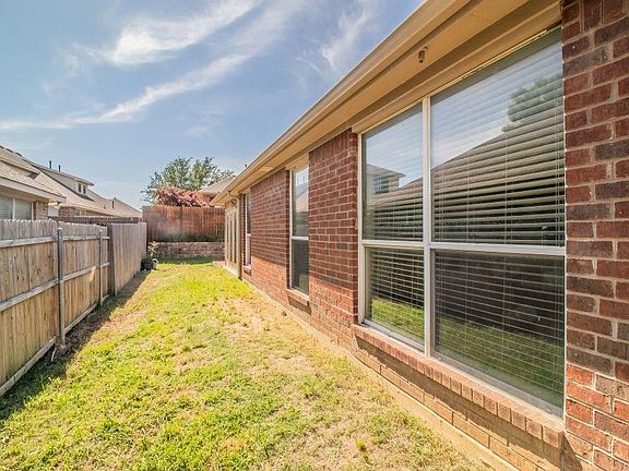 5th image of 9029 Chardin Park Dr