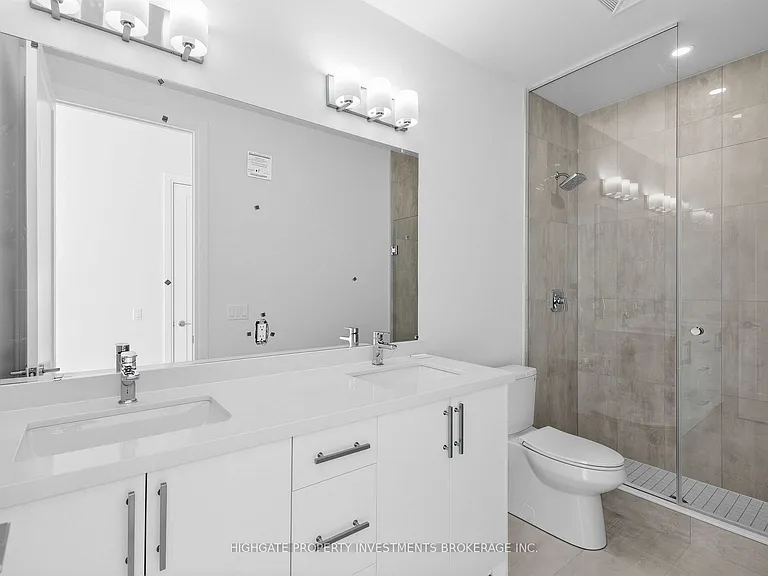 27 Korda Gate #Penthouse 102 — Photo 7