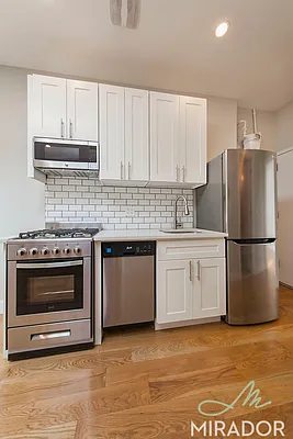 Rented by Mirador Real Estate | media 11