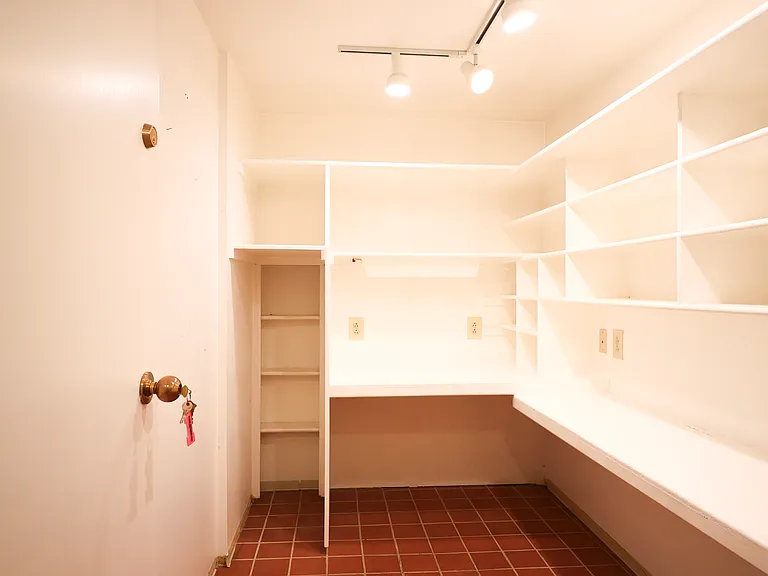 1713 W Boulder St — Photo 30