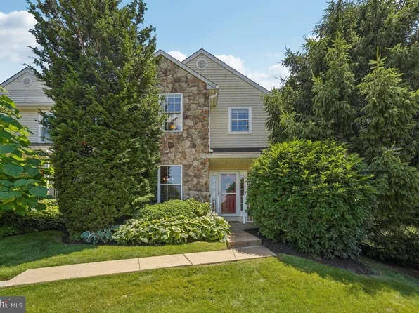 814 Amber Ln, West Chester, PA 19382