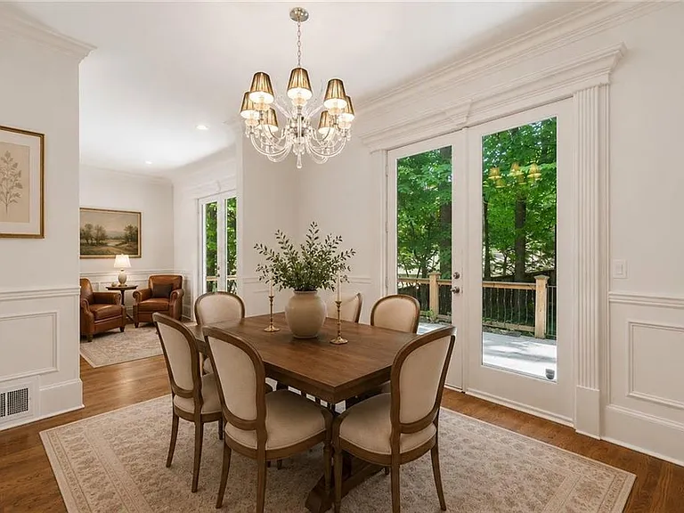 1296 Lenox Park Blvd — Photo 12