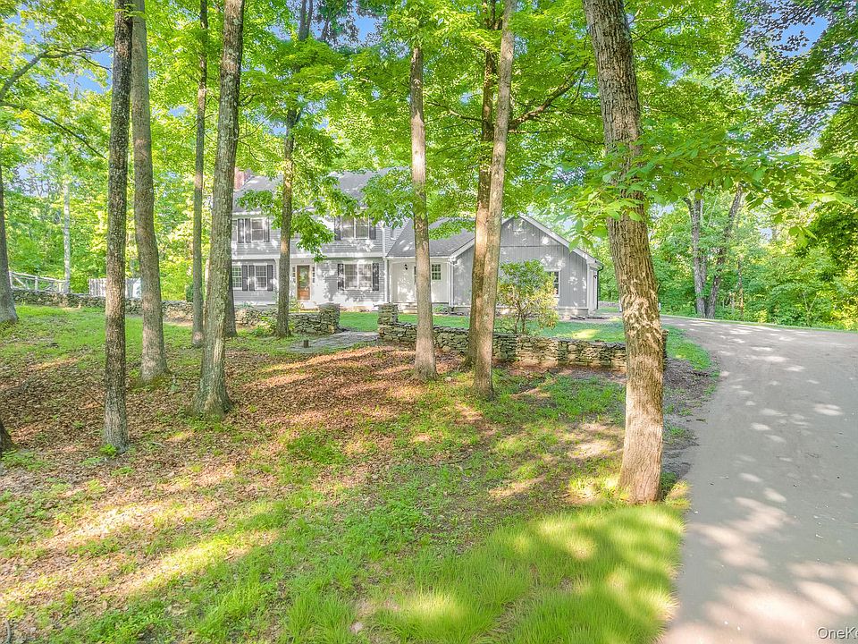 1st image of 34 Contour Lane