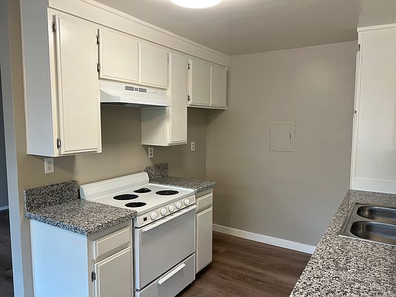 3rd image of 630 Junipero Ave APT 6