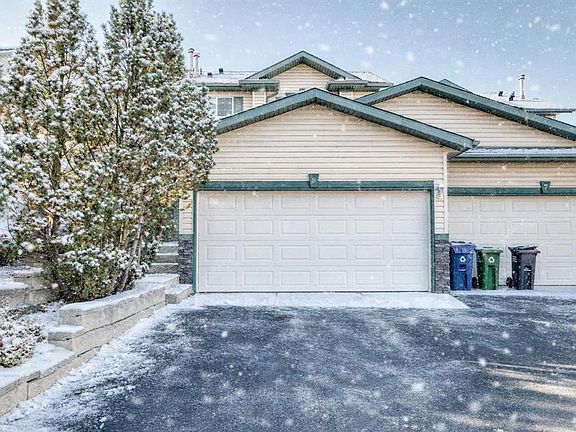 2nd image of 122 SW Bow Ridge Cres #8