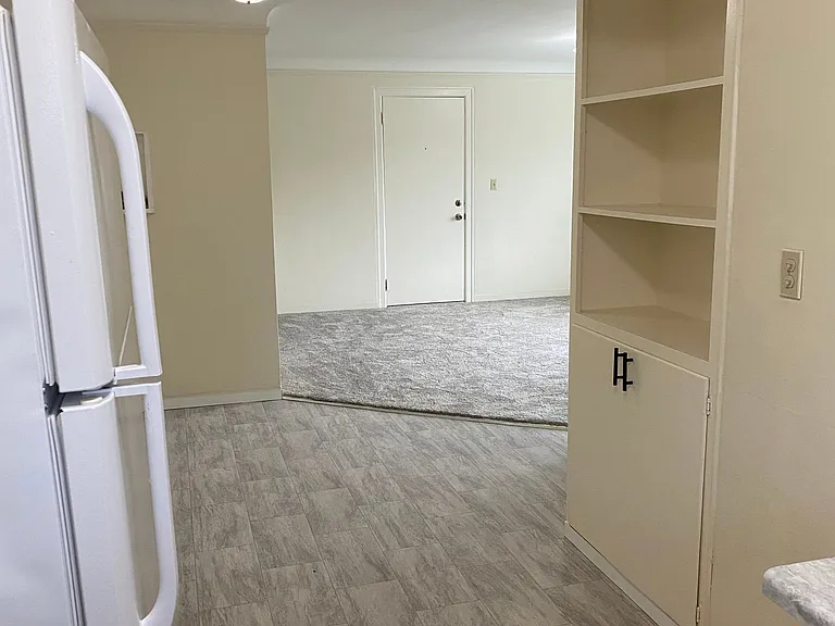 1814 Cedar St — Photo 3