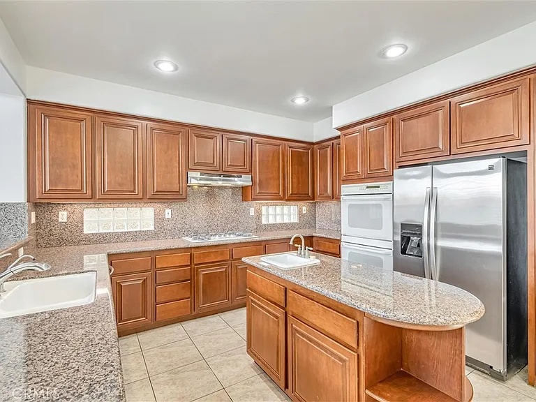 19754 Mariposa Creek Way — Photo 18