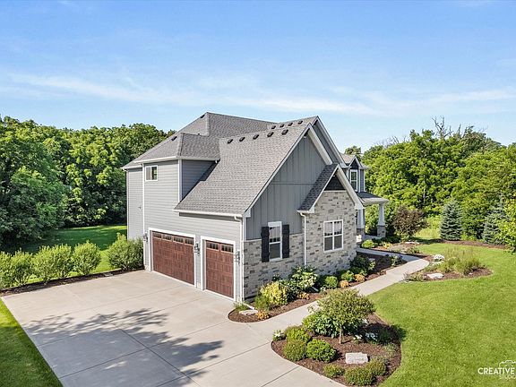 3rd image of 7206 Fitkins Dr