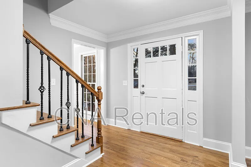 4 bed, 3.5 bath, 2747 sqft, $3,400 — Photo 4