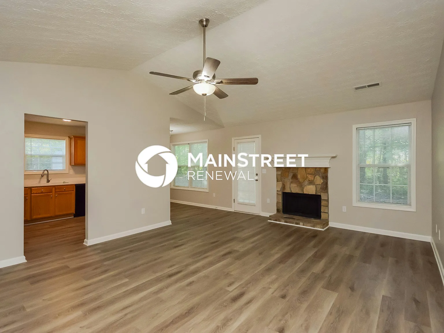 151 Longstreet Court — Photo 3