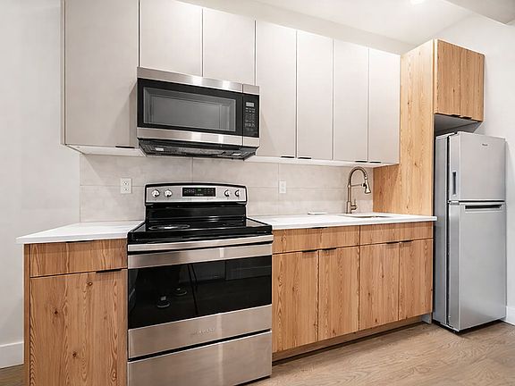 3rd image of 1281 Nostrand Ave #2T