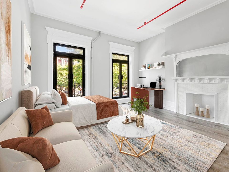 1st image of 2110 5th Ave #1B